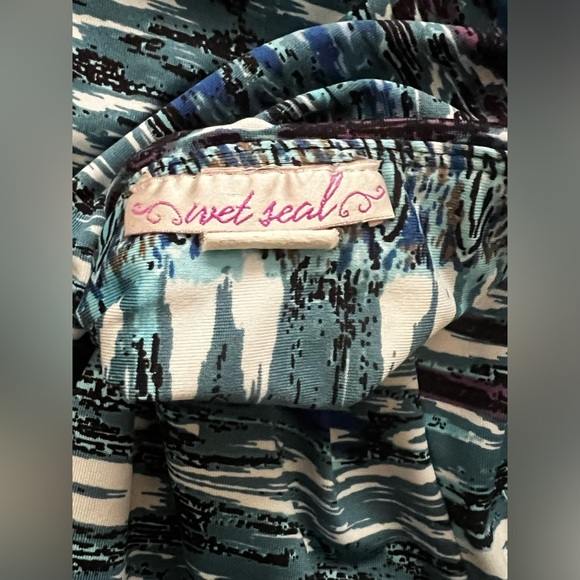 Vintage Ornate Beaded Boho Eclectic Mermaidcore Y2K Adjustable Halter Top - Picture 9 of 10